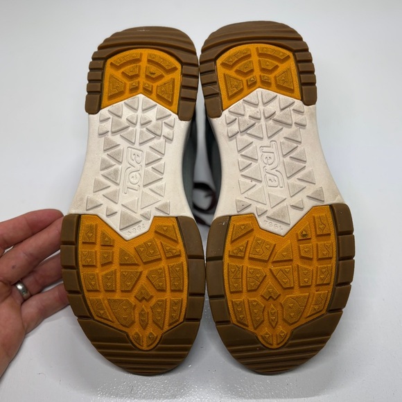 Women’s Teva Gateway Low Hiking Shoes size 7 - Picture 7 of 10